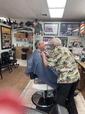 Dave's Barber Shop & Beauty Salon