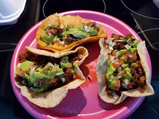 3 tacos (after I put the toppings and sauce on it): chorizo, carnitas, birria