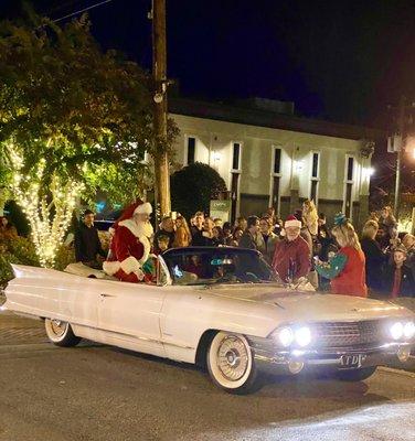 Santa arrives in style.  11/17/21