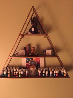 Aromatherapy and our Northern Lights AROMAssage sessions utilize therapeutic grade essential oils.