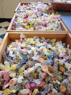 Maine salt water taffy