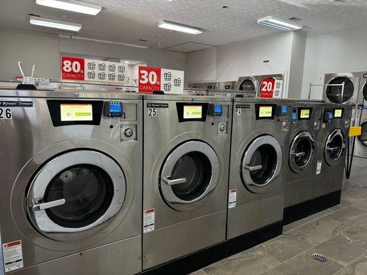 30 and 20 pound capacity washers