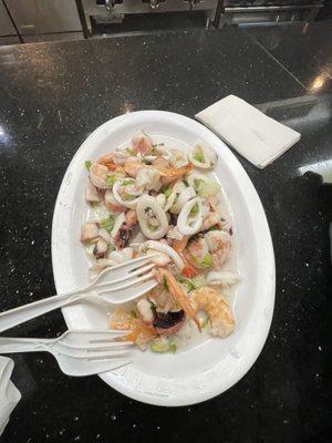 Seafood Salad/ Ensalada de Mariscos