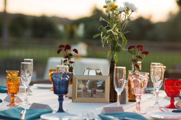 The glasses from cherished rentals were our main table decor and they did not disappoint! We were so happy with the way it turned out!