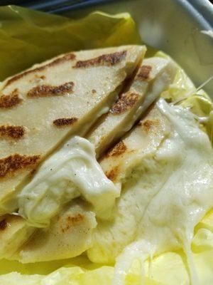 Pupusas de Queso. Bomb bomb!