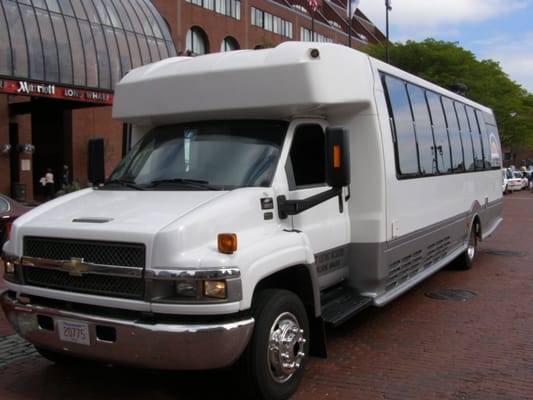 The 24 passenger disco party bus is perfect for weddings, birthdays, proms, tailgating or a night out with 23 of your friends.