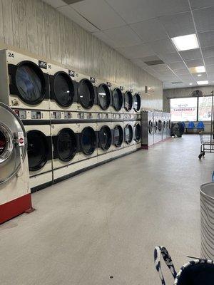 Big variety of xlarge dryers