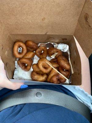 Regular glaze dozen! I've already eaten half the box.