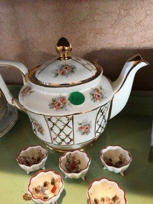 Antique Tea Pot with Cups