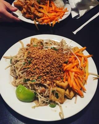 Tofu Pad Thai EXTRA PEANUTS ;)