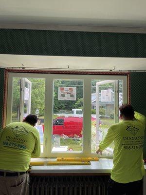 Window replacement. Don't wait schedule your energy efficient window quote with