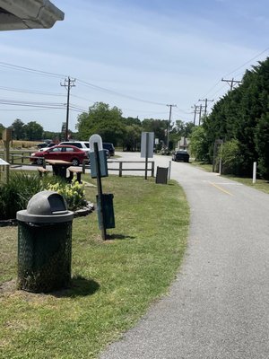 Trash bin and parking