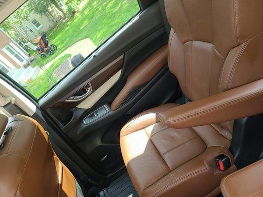 Mobile Car Detailing - Interior and exterior car detailing, in Bethesda, MD.