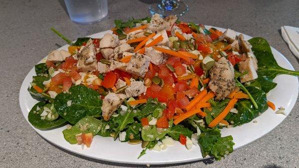 Power green salad + chicken