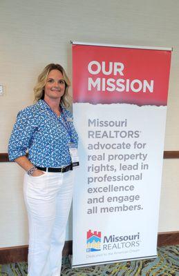 I stand proud as a MolO Realtor and take great pride in my work and helping others!