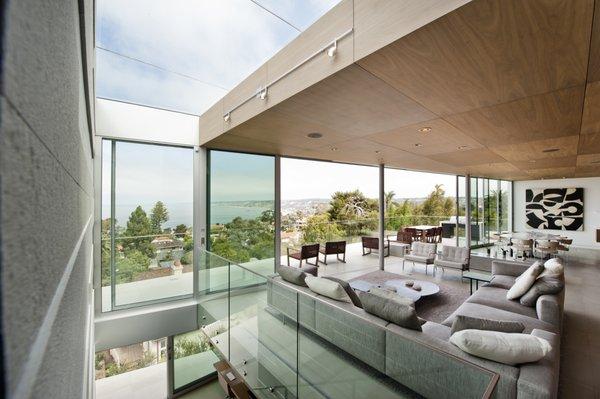 Residential house in San Diego, CA, designed by Safdie Rabines Architects.