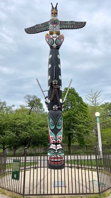 Kwa-Ma-Rolas totem pole