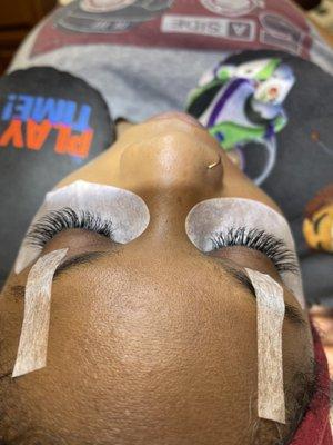 INDIVIDUAL LASHES EXTENSION.