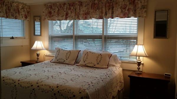 The Shelby Room with King or 2 Twin Beds at Oxbow Bed and Breakfast