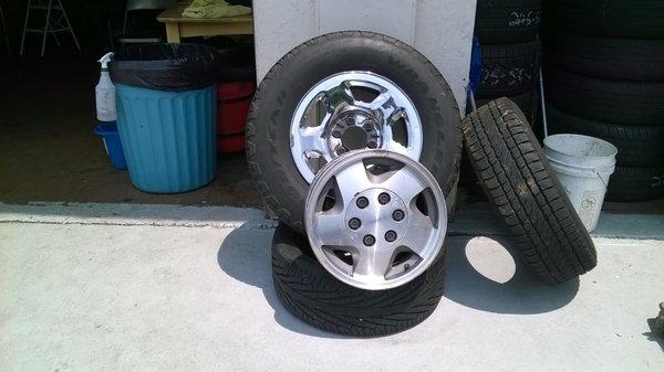 Roy offers a full range of used tire services.