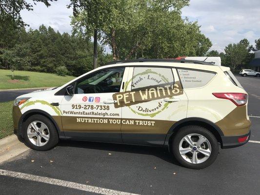 Our delivery vehicle ready to bring your fresh, natural, pet food!