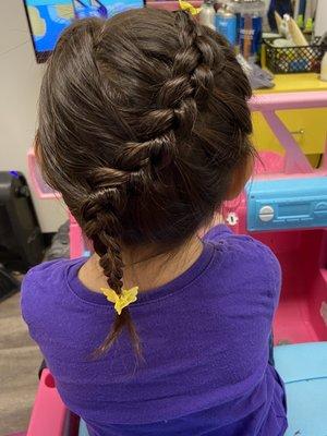 Elsa braid of her dreams!