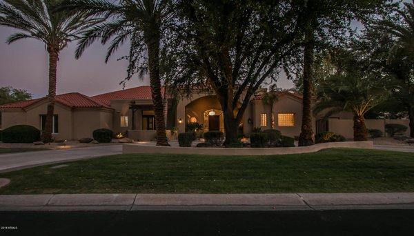 Beautiful Paradise Valley Home sold.