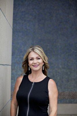 Jana DeLong Team Leader of J & Company Real Estate Experts