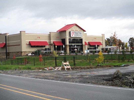 Tractor supply before entrance was fixed