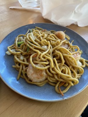 Children Shanghai Noodle with Shrimp (No bell peppers) - my daughter LOVED it!