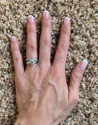 French manicure- dip nails