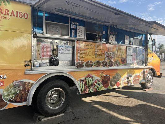 Very very hot and yummy pupusas! Tractor trailer parking easy on/ off access of highway 5 . Very decent prices, best of Cali so far!