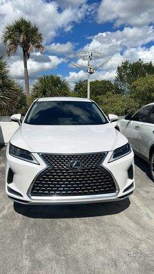 White Lexus RX350