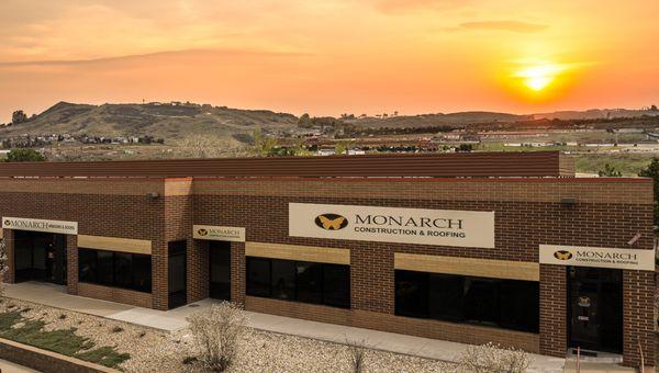 Monarch Construction & Roofing Windows & Doors