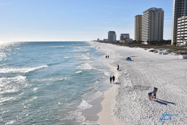 Come home and enjoy a beautiful day on the Navarre Beach Pier.