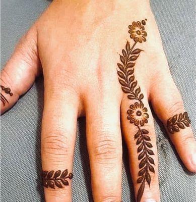 Loved temporary henna design.