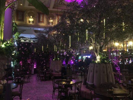 Vanderpump Cocktail Garden 
 Caesar's Palace, Las Vegas 2019