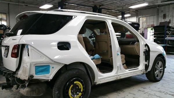 Mercedes Benz ML  painted  and ready for reassembly.