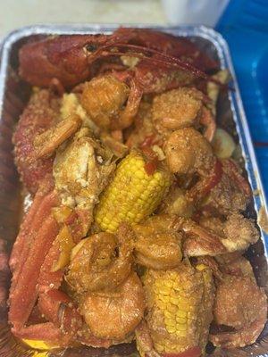 Seafood Tray with Crab, Lobster, Shrimp, Corn, Sausage, Potatoes & Eggs......