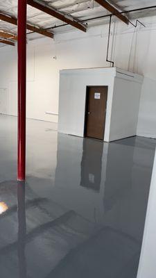 Solid gray epoxy floor