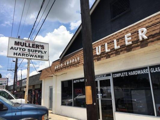 Muller's Auto Supply Car Care & Hardware