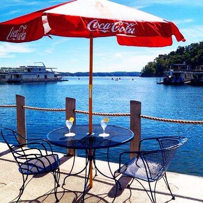 Enjoy our dining on Lake Cumberland