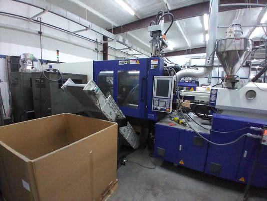 Injection molding machine