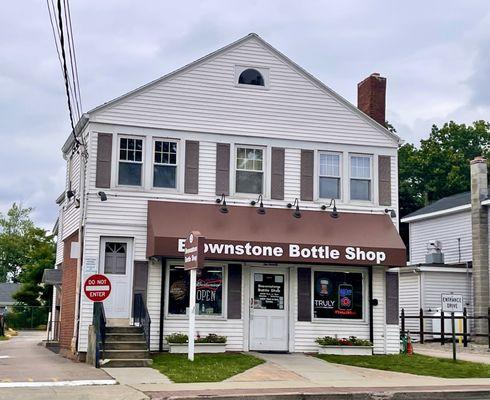 Brownstone Bottle Shop