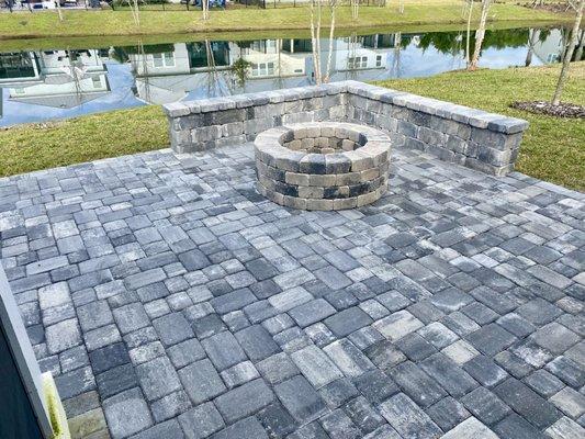 Glacier Patio w/ Firepit