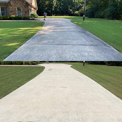 Let "We Hurt Dirt" get your driveway clean again. 
Call today for a free estimate (256)-998-2838