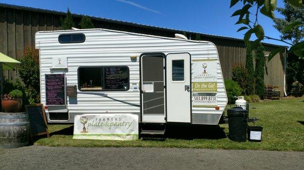 food trailer at Carlton Cellars