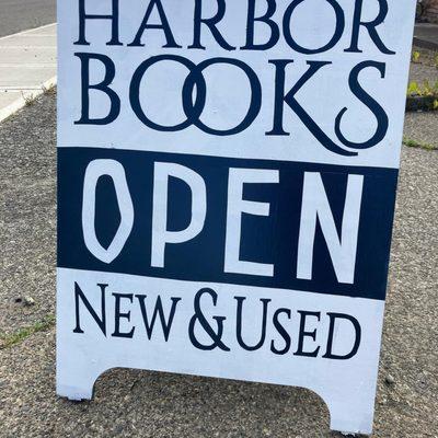 Harbor Books New and Used, now open!