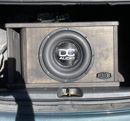 DC XL Audio 10 with a gately subwoofer box. 2200rms.