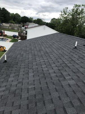 Atlas Pinnacle Pristine asphalt shingle roof in Lancaster, Pa